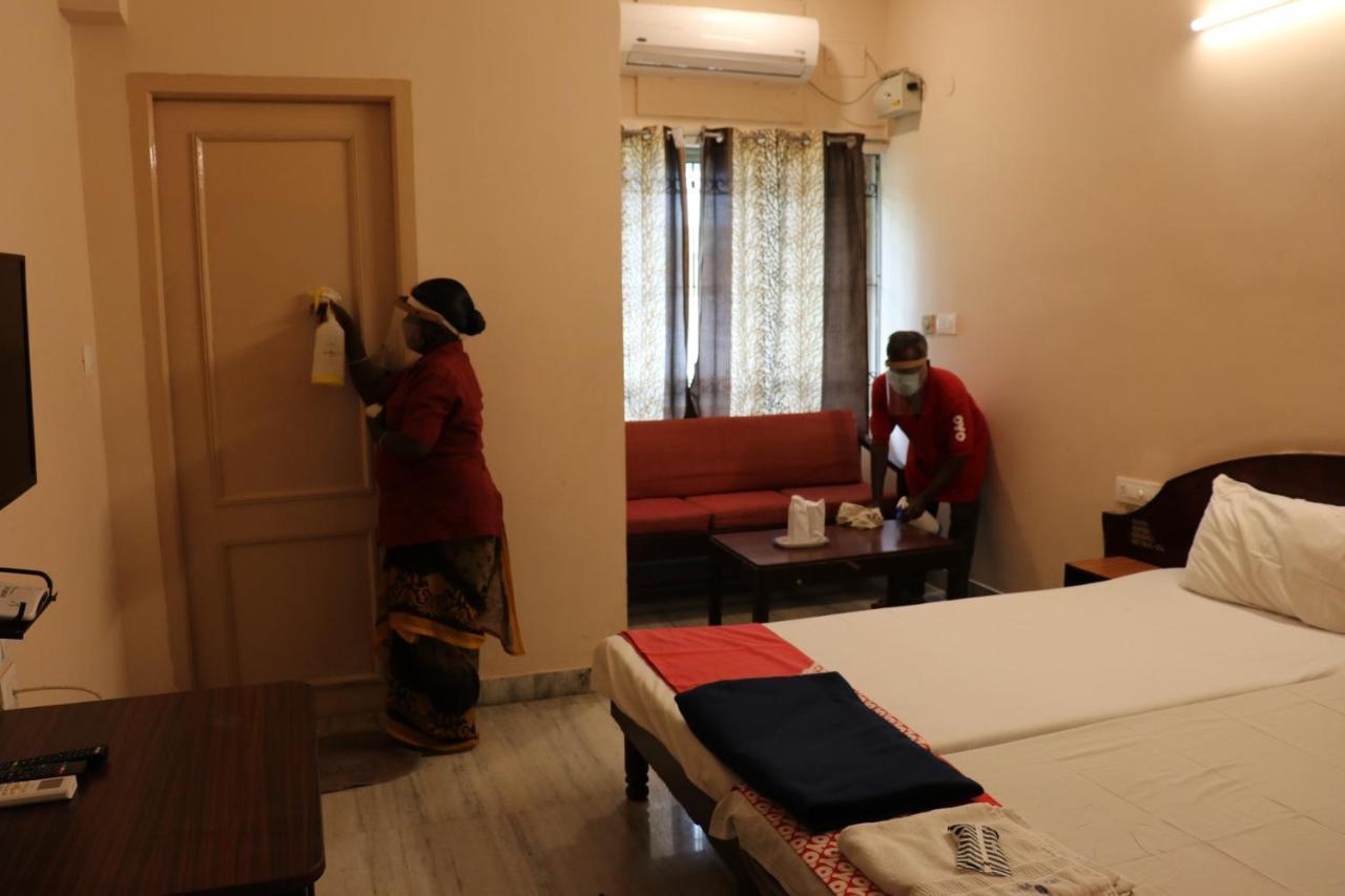 Hotel Pearls Salem Bagian luar foto